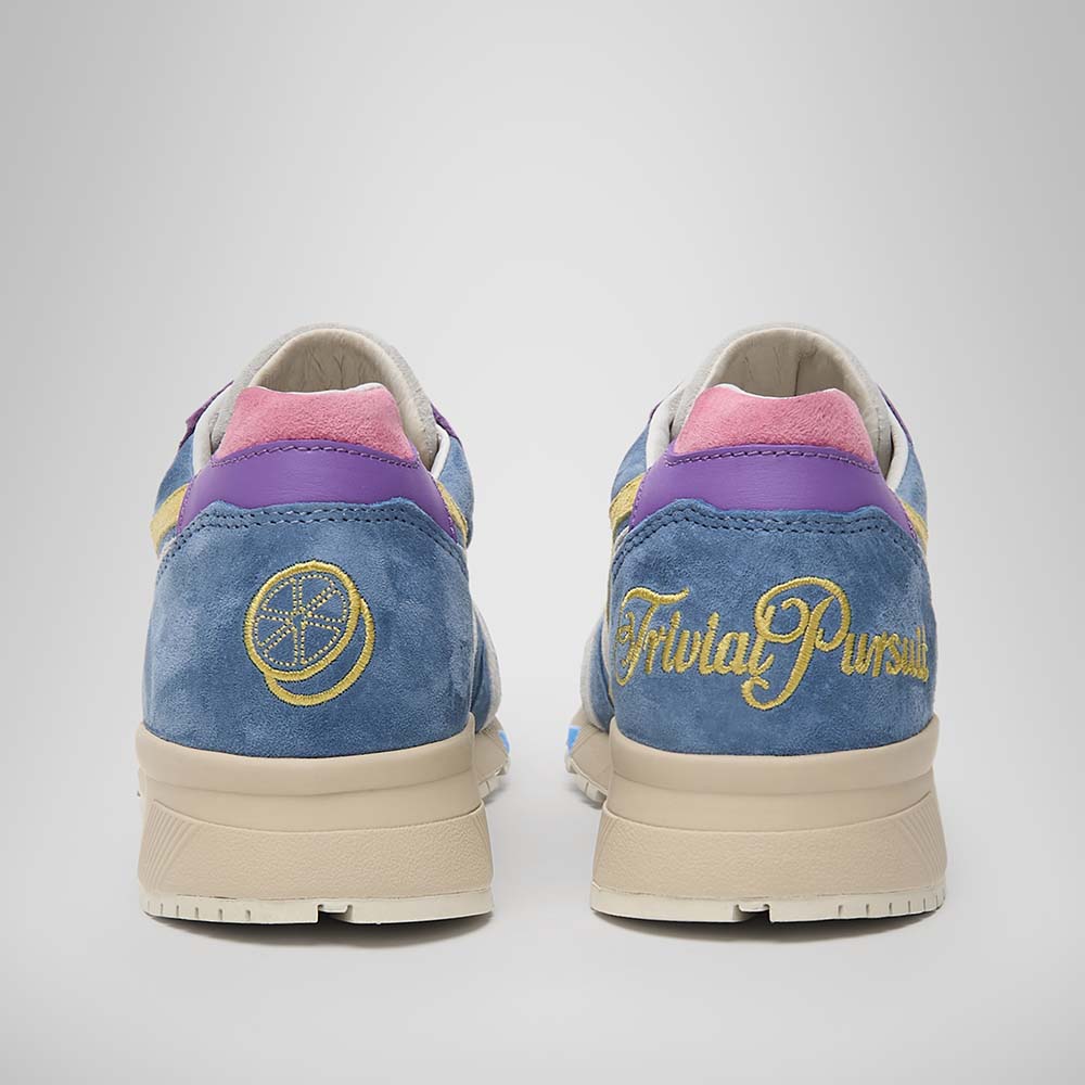 N9000 TRIVIAL PURSUIT HASBRO PACK