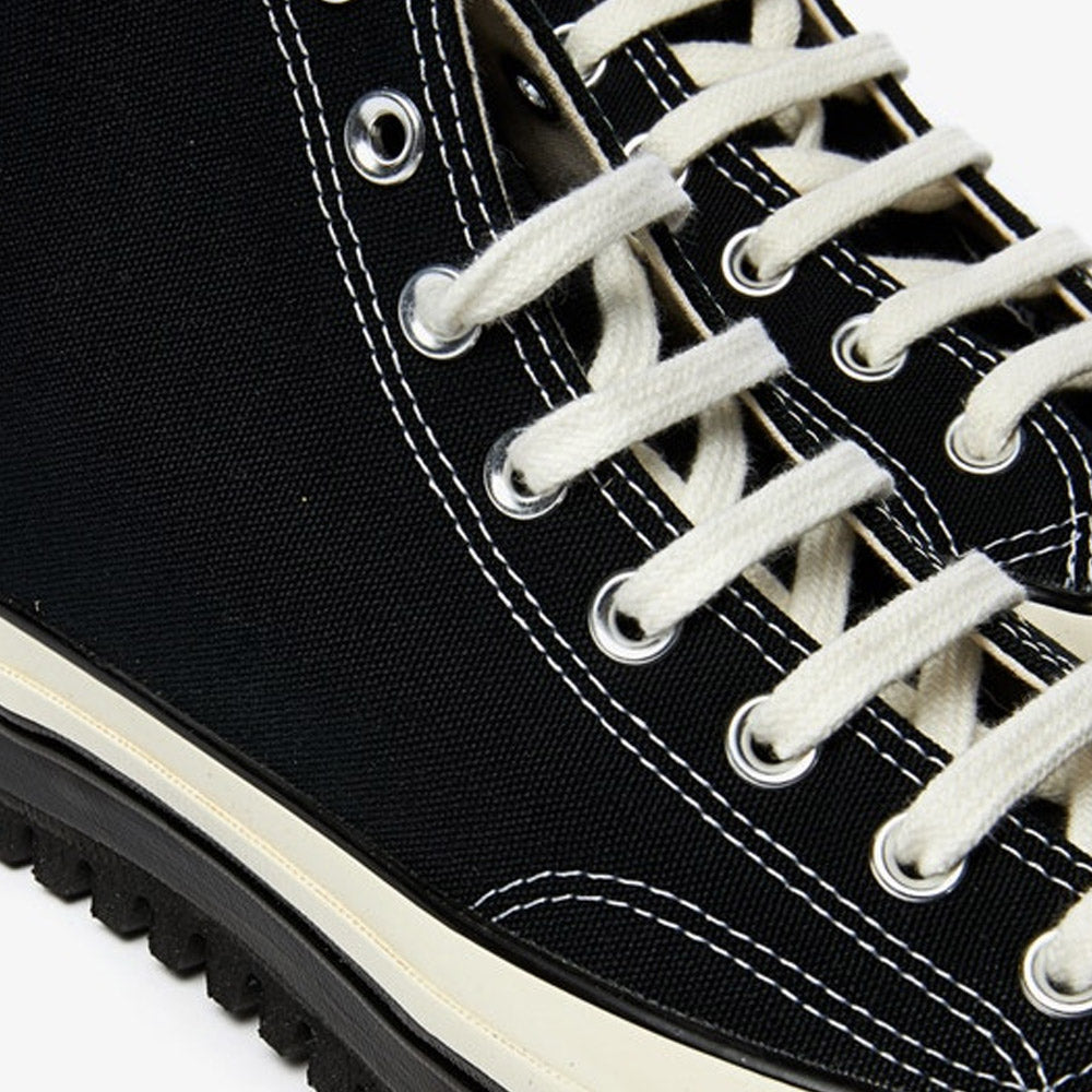 CHUCK 70 HI CANVAS TREK LTD