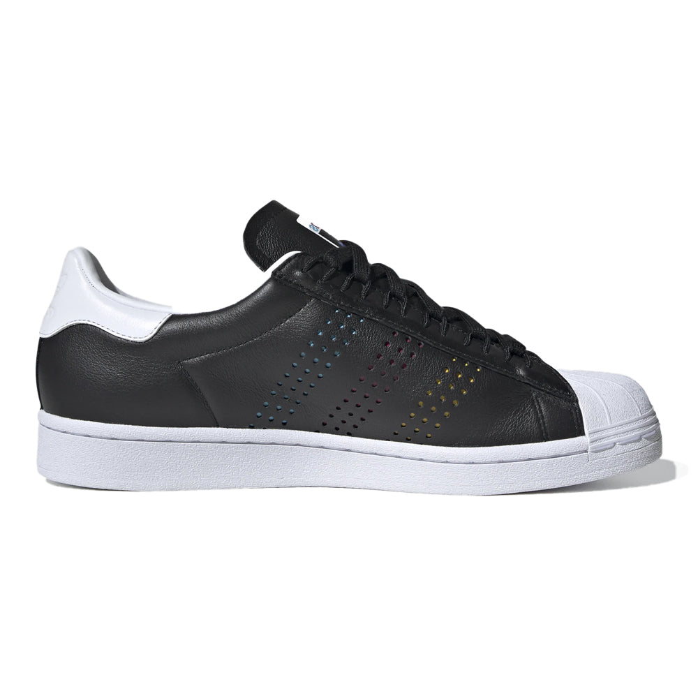 SUPERSTAR
