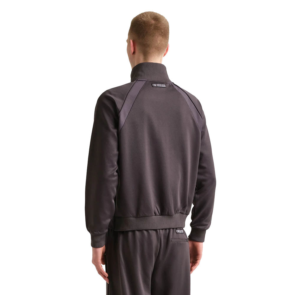 TRACK JACKET LACK OF GUIDANCE